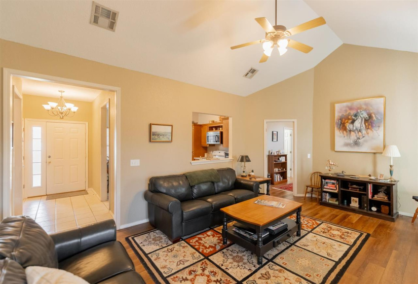 3 Bedrooms Bedrooms, 0 ,2 BathroomsBathrooms,Residential,Single Family,Burdick,1,133887