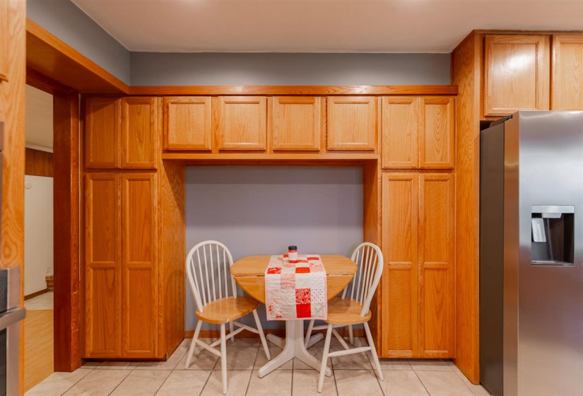 3 Bedrooms Bedrooms, 0 ,2 BathroomsBathrooms,Residential,Single Family,19th,1,133888