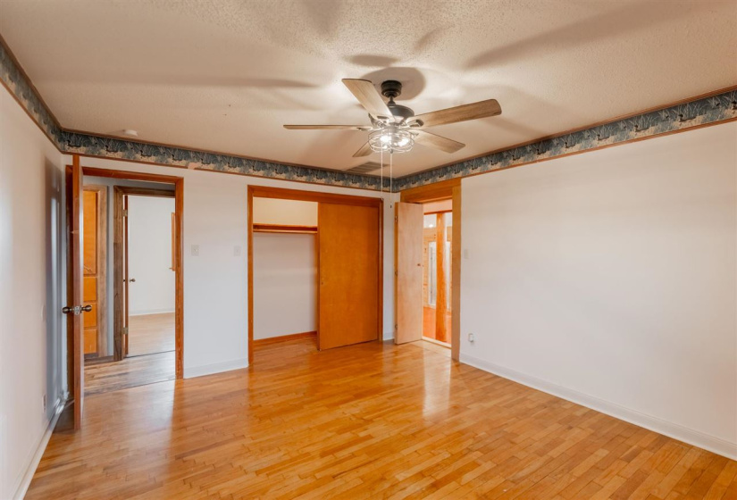 3 Bedrooms Bedrooms, 0 ,2 BathroomsBathrooms,Residential,Single Family,19th,1,133888