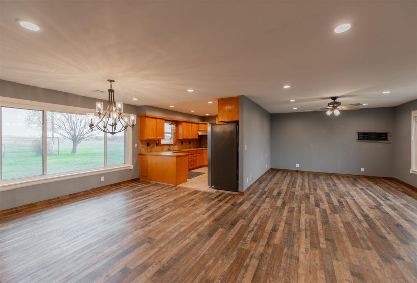 3 Bedrooms Bedrooms, 0 ,2 BathroomsBathrooms,Residential,Single Family,19th,1,133888