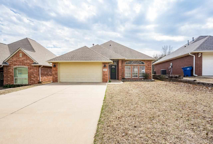 3 Bedrooms Bedrooms, 0 ,2 BathroomsBathrooms,Residential,Single Family,Greystone,1,133890