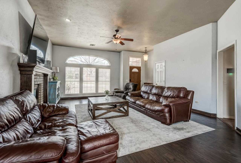 3 Bedrooms Bedrooms, 0 ,2 BathroomsBathrooms,Residential,Single Family,Greystone,1,133890