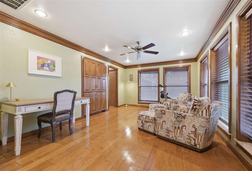 4 Bedrooms Bedrooms, 0 ,3 BathroomsBathrooms,Residential,Single Family,Sunset,1,133894