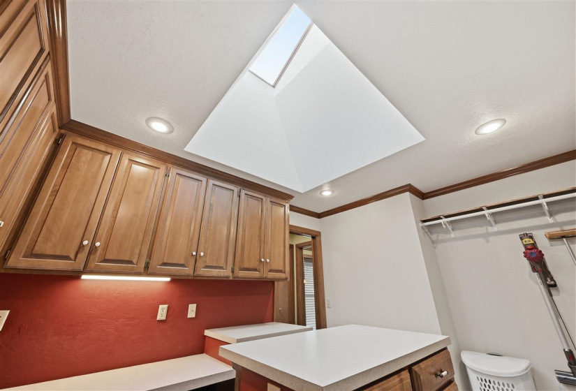 4 Bedrooms Bedrooms, 0 ,3 BathroomsBathrooms,Residential,Single Family,Sunset,1,133894