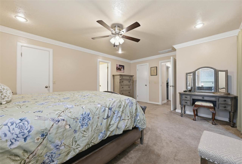 4 Bedrooms Bedrooms, 0 ,3 BathroomsBathrooms,Residential,Single Family,Sunset,1,133894