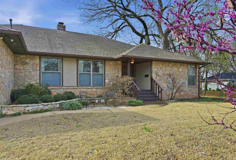 4 Bedrooms Bedrooms, 0 ,3 BathroomsBathrooms,Residential,Single Family,Sunset,1,133894