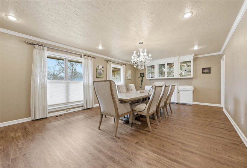 4 Bedrooms Bedrooms, 0 ,3 BathroomsBathrooms,Residential,Single Family,Sunset,1,133894