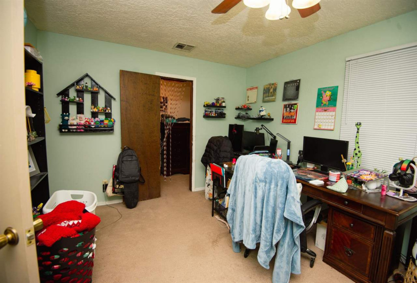 3 Bedrooms Bedrooms, 0 ,2 BathroomsBathrooms,Residential,Single Family,West,1,133896