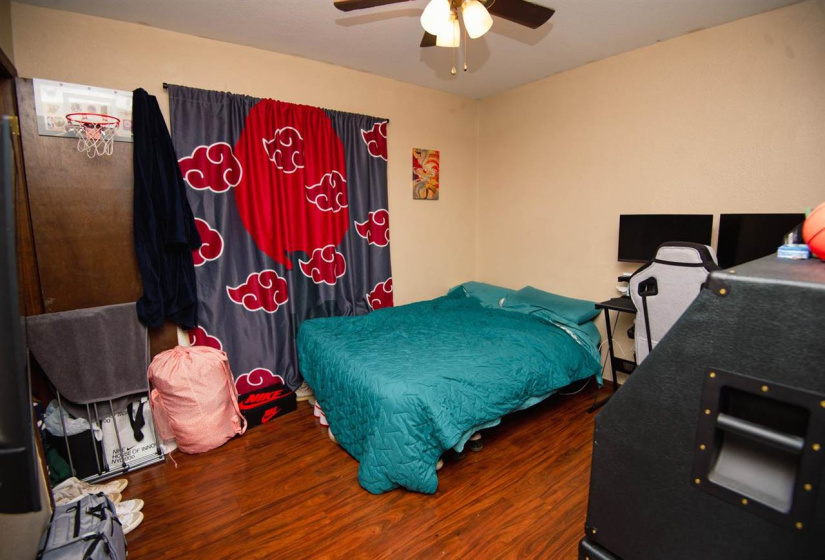 3 Bedrooms Bedrooms, 0 ,2 BathroomsBathrooms,Residential,Single Family,West,1,133896