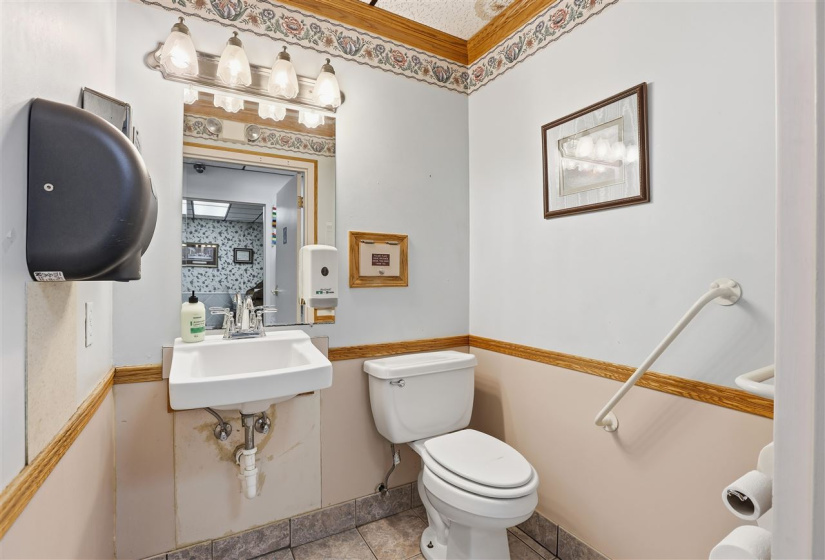 0 ,Commercial/industrial,Commercial,Washingotn,2,133904