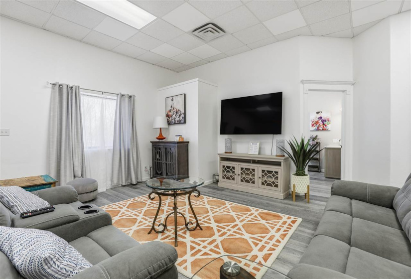 0 ,Commercial/industrial,Commercial,Washingotn,2,133904