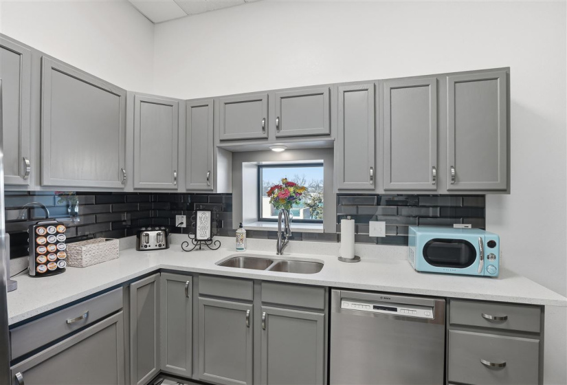 0 ,Commercial/industrial,Commercial,Washingotn,2,133904