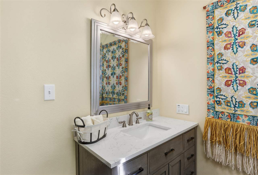 0 ,Commercial/industrial,Commercial,Washingotn,2,133904