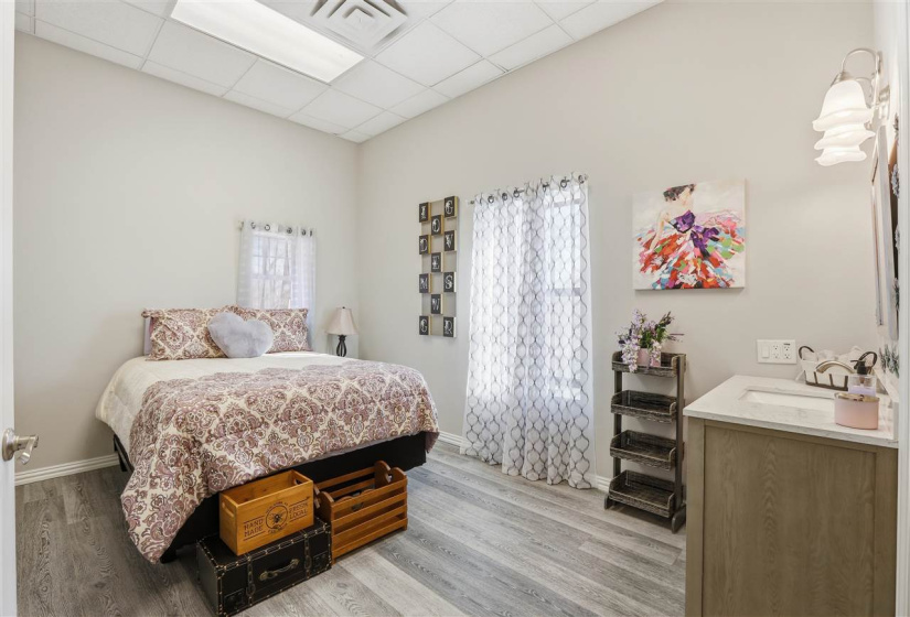 0 ,Commercial/industrial,Commercial,Washingotn,2,133904