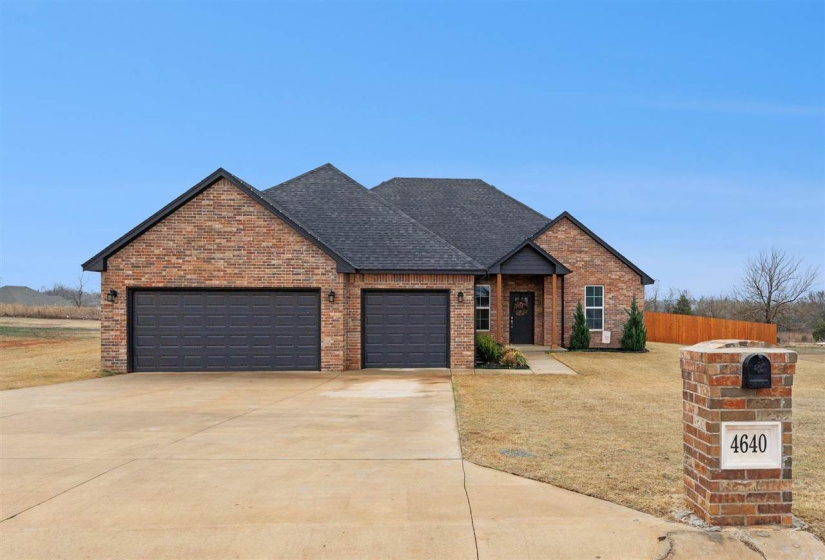 4 Bedrooms Bedrooms, 0 ,2 BathroomsBathrooms,Residential,Single Family,Ranchero,1,133901