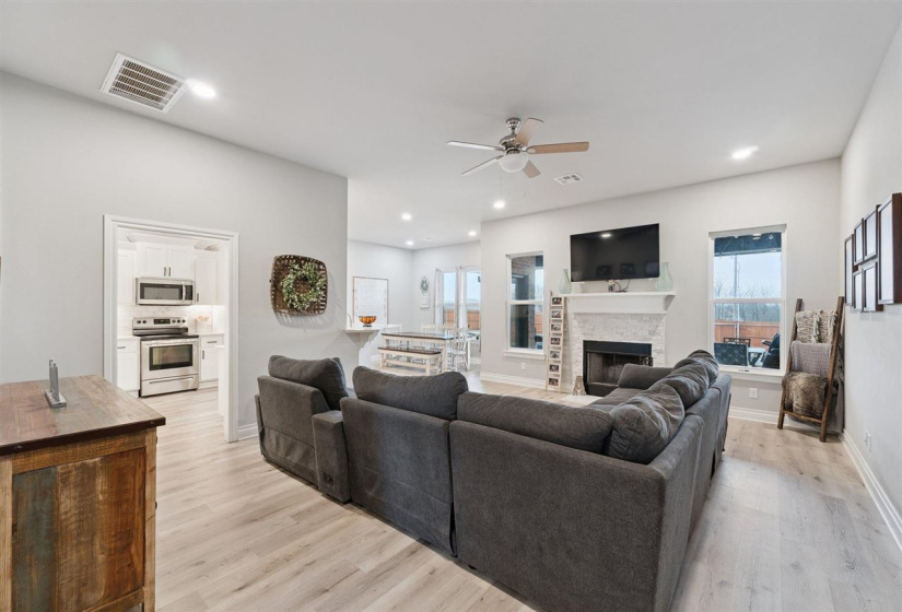 4 Bedrooms Bedrooms, 0 ,2 BathroomsBathrooms,Residential,Single Family,Ranchero,1,133901