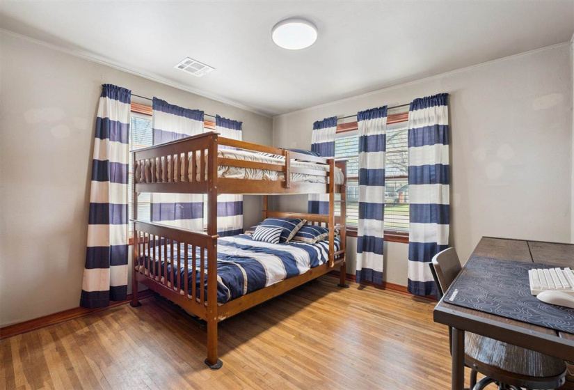 2 Bedrooms Bedrooms, 0 ,1 BathroomBathrooms,Residential,Single Family,Walnut,1,133913