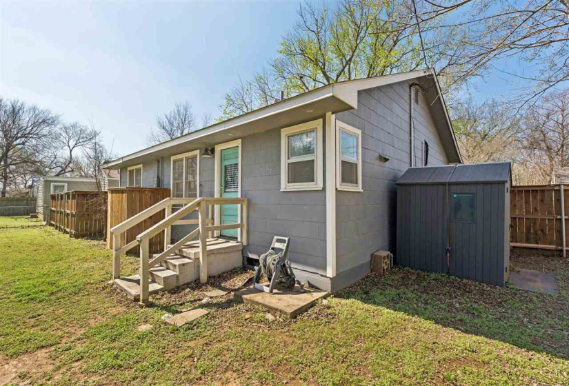 2 Bedrooms Bedrooms, 0 ,1 BathroomBathrooms,Residential,Single Family,Walnut,1,133913