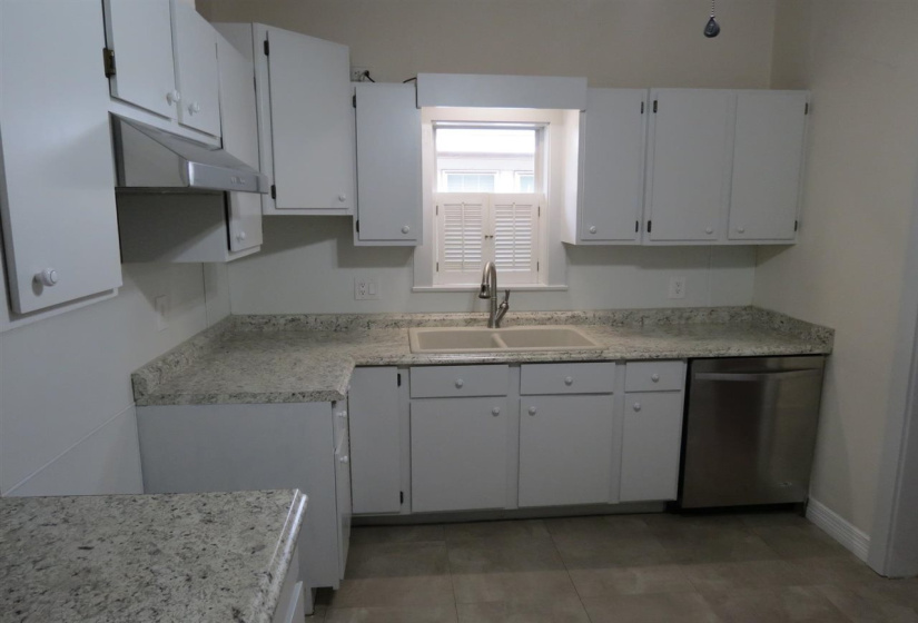 3 Bedrooms Bedrooms, 0 ,2 BathroomsBathrooms,Residential,Single Family,Jefferson,1,133914