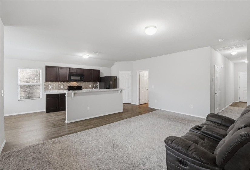 4 Bedrooms Bedrooms, 0 ,2 BathroomsBathrooms,Residential,Single Family,Brooke,1,133915