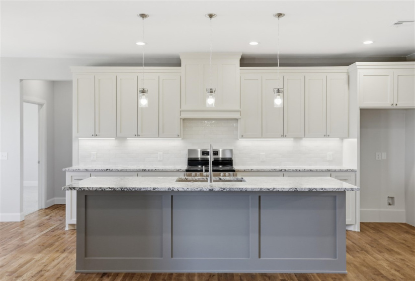 4 Bedrooms Bedrooms, 0 ,3 BathroomsBathrooms,Residential,Single Family,Brookwater Way,1,133503