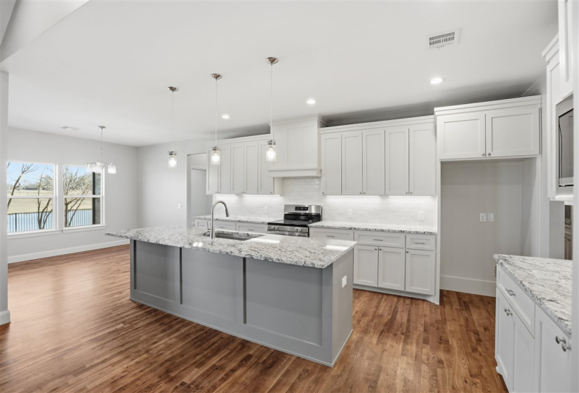 4 Bedrooms Bedrooms, 0 ,3 BathroomsBathrooms,Residential,Single Family,Brookwater Way,1,133503