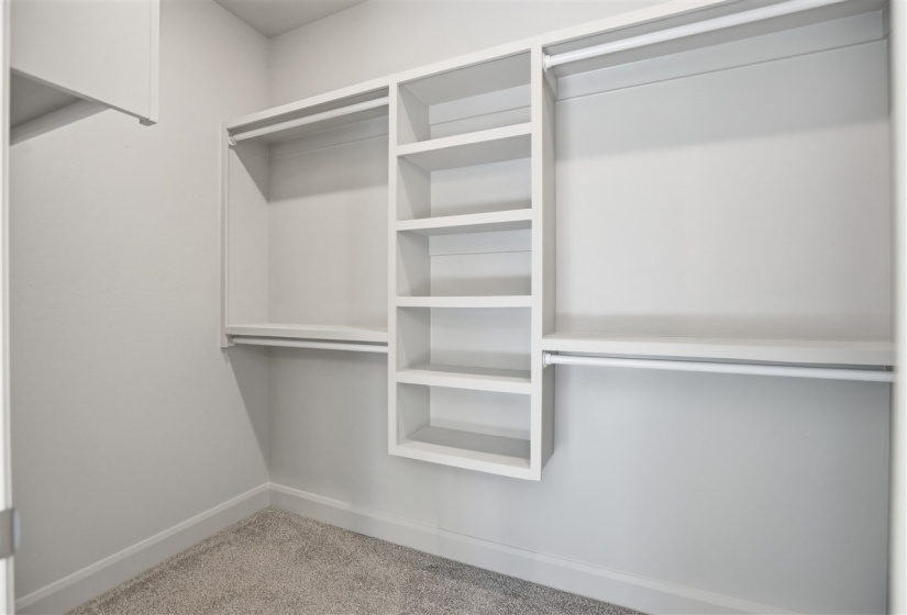 4 Bedrooms Bedrooms, 0 ,3 BathroomsBathrooms,Residential,Single Family,Brookwater Way,1,133503