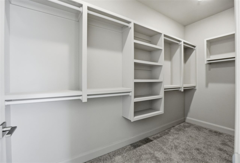 4 Bedrooms Bedrooms, 0 ,3 BathroomsBathrooms,Residential,Single Family,Brookwater Way,1,133503