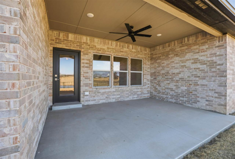 4 Bedrooms Bedrooms, 0 ,3 BathroomsBathrooms,Residential,Single Family,Brookwater Way,1,133503