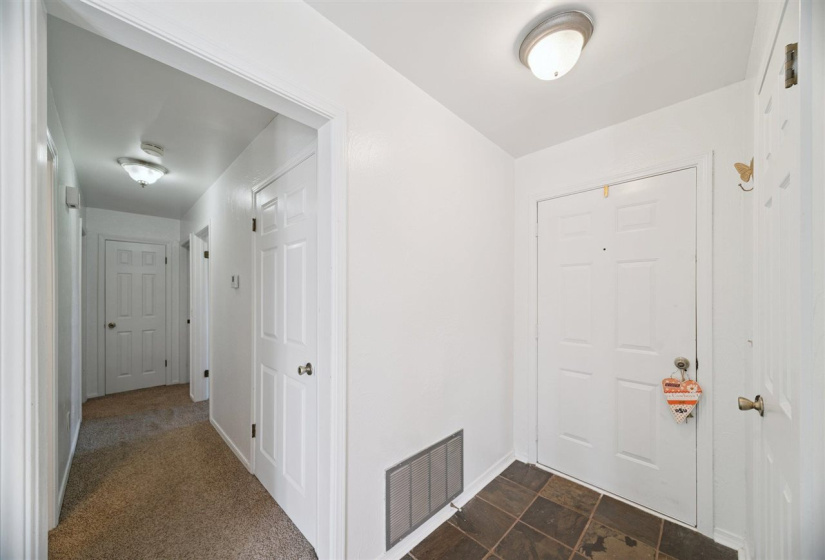 3 Bedrooms Bedrooms, 0 ,1 BathroomBathrooms,Residential,Single Family,Krayler,1,133920