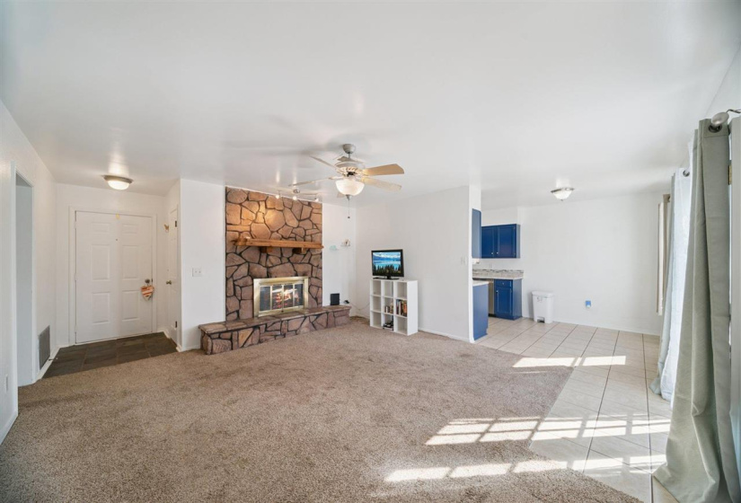 3 Bedrooms Bedrooms, 0 ,1 BathroomBathrooms,Residential,Single Family,Krayler,1,133920