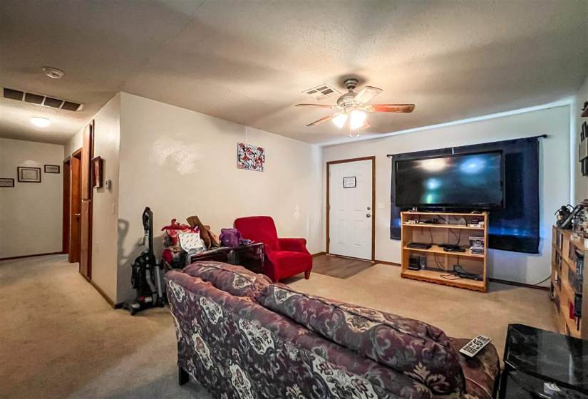 3 Bedrooms Bedrooms, 0 ,1 BathroomBathrooms,Residential,Single Family,Doty,1,133922