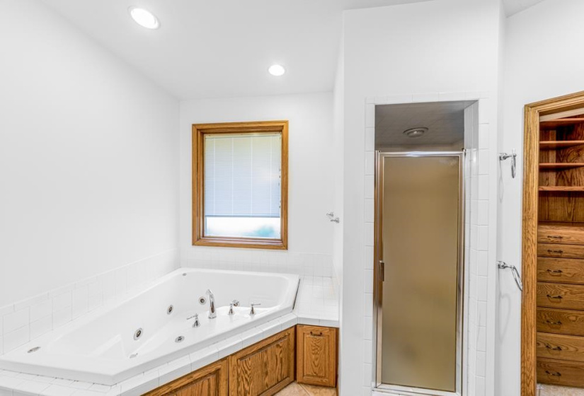 4 Bedrooms Bedrooms, 0 ,3 BathroomsBathrooms,Residential,Single Family,Deer Crossing,1.5,133923