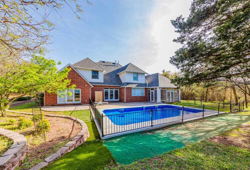 4 Bedrooms Bedrooms, 0 ,3 BathroomsBathrooms,Residential,Single Family,Deer Crossing,1.5,133923