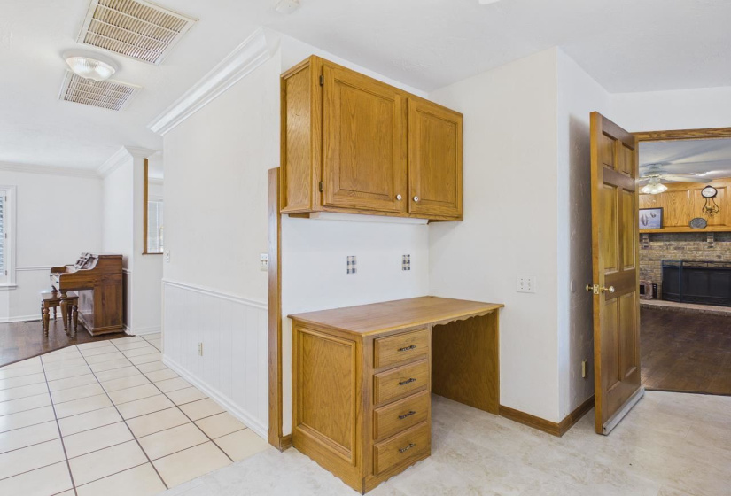 3 Bedrooms Bedrooms, 0 ,3 BathroomsBathrooms,Residential,Single Family,Western,2,133937