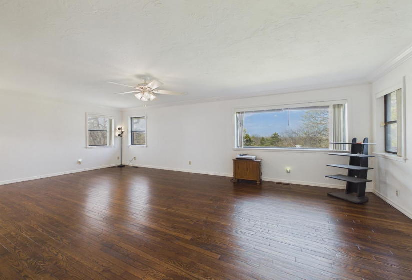 3 Bedrooms Bedrooms, 0 ,3 BathroomsBathrooms,Residential,Single Family,Western,2,133937