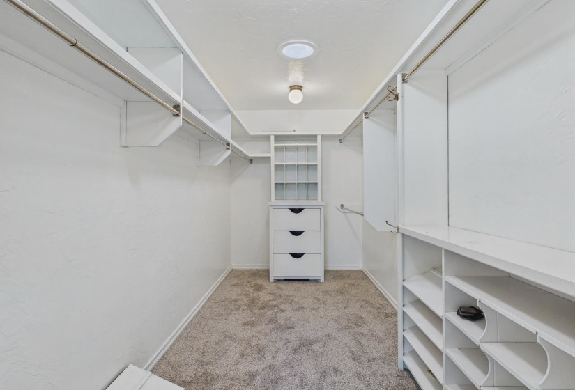 3 Bedrooms Bedrooms, 0 ,3 BathroomsBathrooms,Residential,Single Family,Western,2,133937