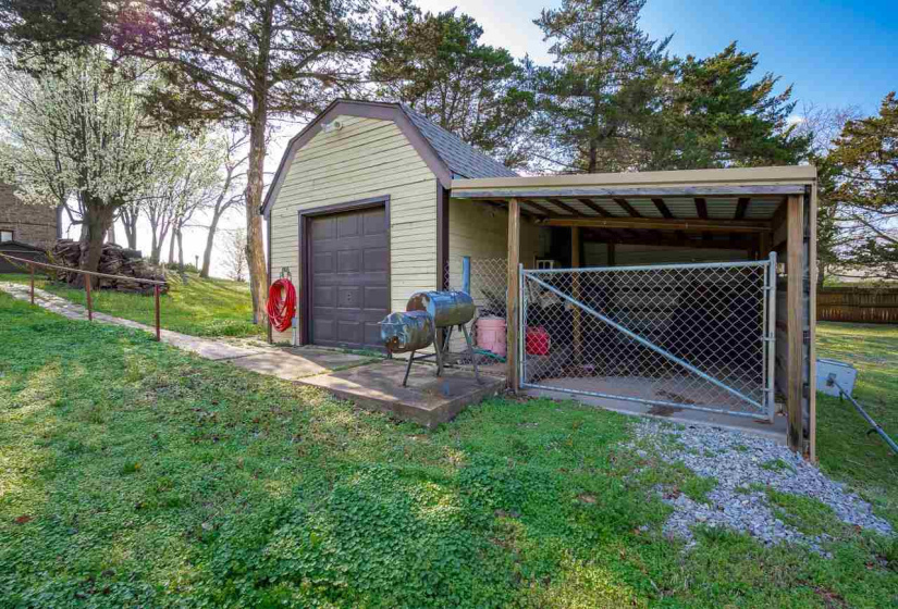 3 Bedrooms Bedrooms, 0 ,3 BathroomsBathrooms,Residential,Single Family,Western,2,133937