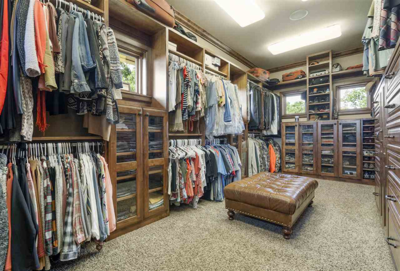 6 Bedrooms Bedrooms, 0 ,6 BathroomsBathrooms,Residential,Single Family,Sangre,1.5,133950