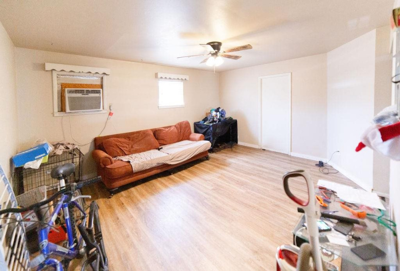 0 ,Commercial/industrial,Commercial,Virginia,2,133954