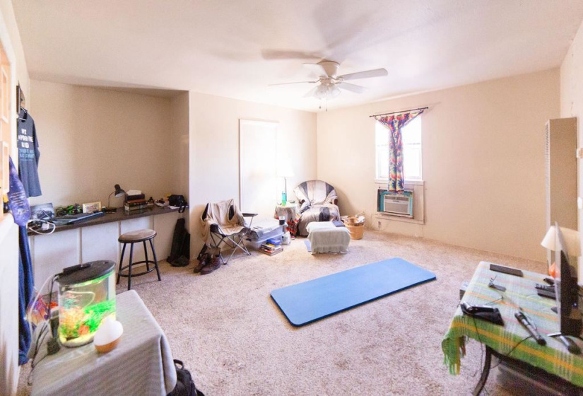 0 ,Commercial/industrial,Commercial,Virginia,2,133954