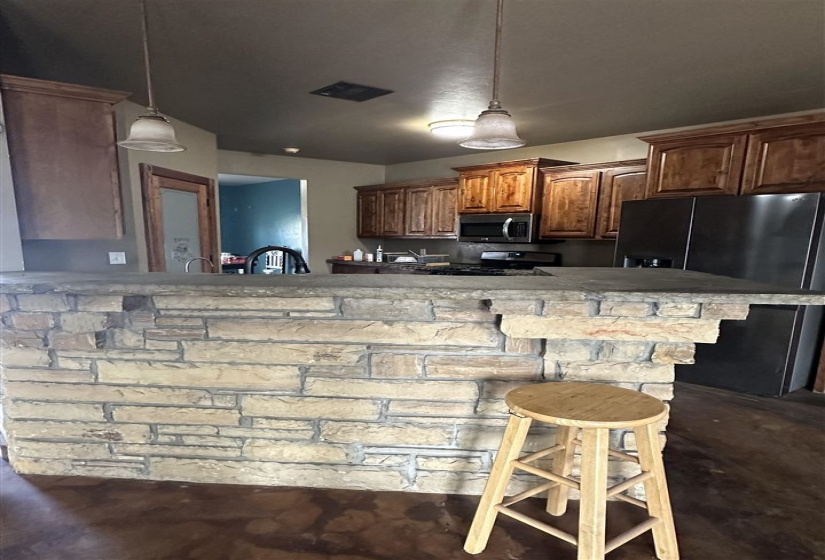 5 Bedrooms Bedrooms, 0 ,3 BathroomsBathrooms,Residential,Single Family,3390,1.5,132680