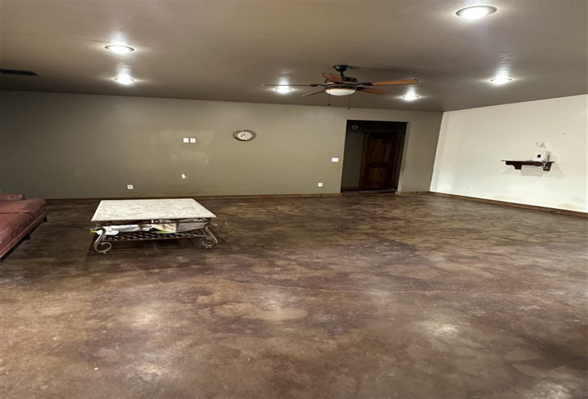 5 Bedrooms Bedrooms, 0 ,3 BathroomsBathrooms,Residential,Single Family,3390,1.5,132680