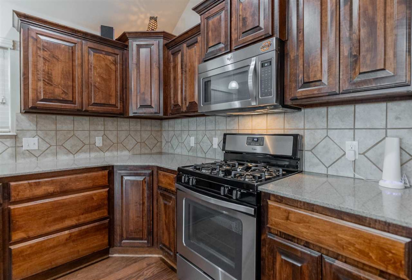 3 Bedrooms Bedrooms, 0 ,2 BathroomsBathrooms,Residential,Single Family,Topaz,1,133958