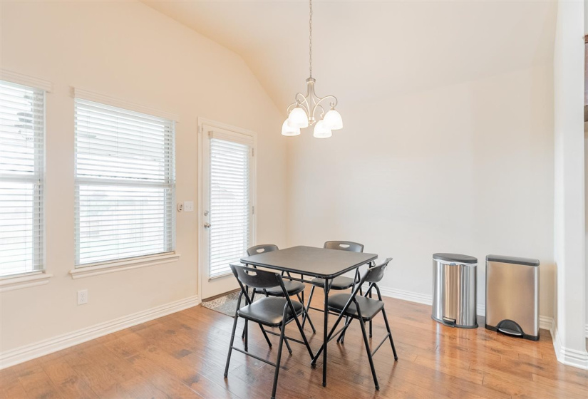 3 Bedrooms Bedrooms, 0 ,2 BathroomsBathrooms,Residential,Single Family,Topaz,1,133958