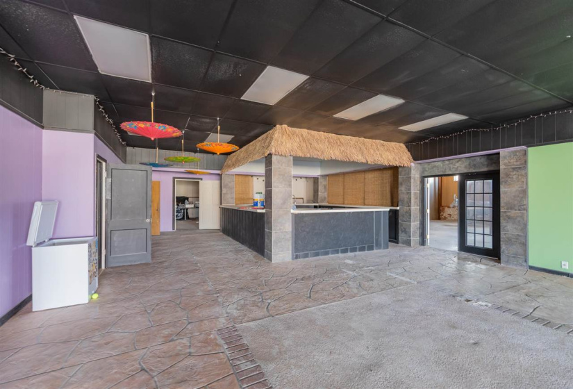 0 ,Commercial/industrial,Commercial,Cleveland,1,133965