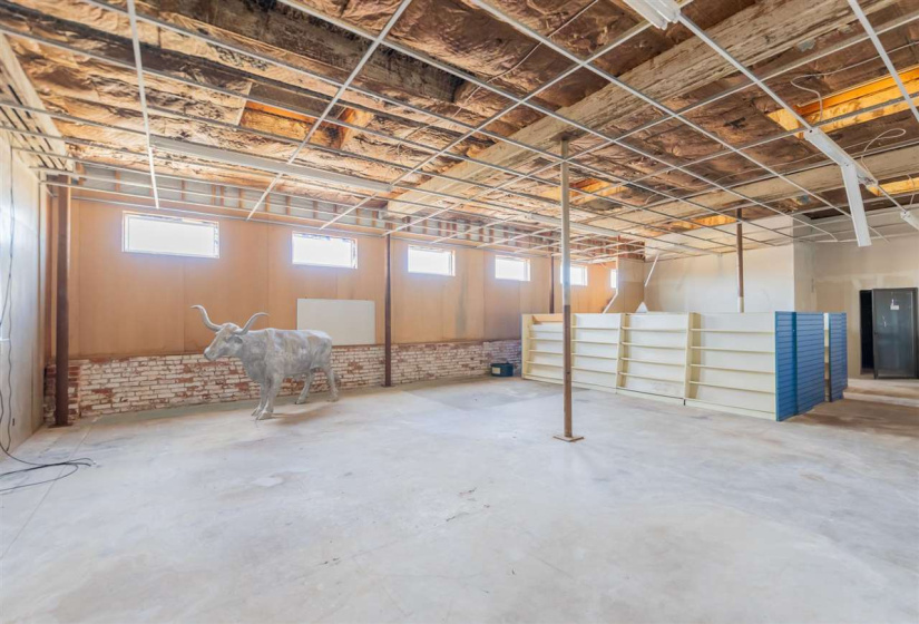 0 ,Commercial/industrial,Commercial,Cleveland,1,133965