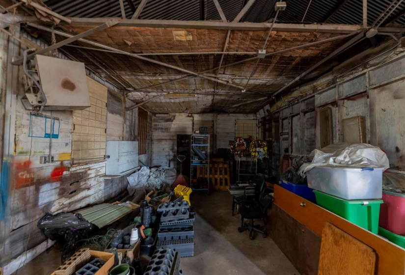 0 ,Commercial/industrial,Commercial,Cleveland,1,133965