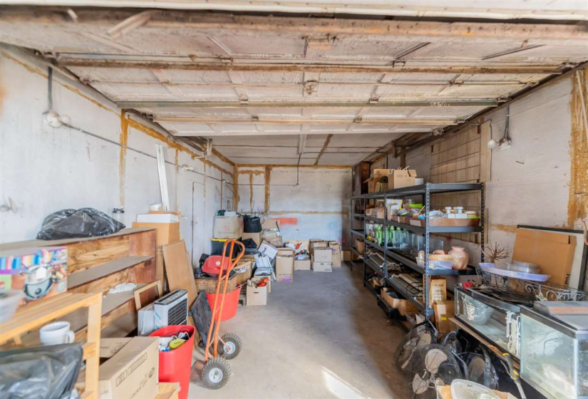 0 ,Commercial/industrial,Commercial,Cleveland,1,133965