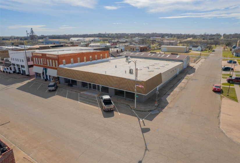 0 ,Commercial/industrial,Commercial,Cleveland,1,133965